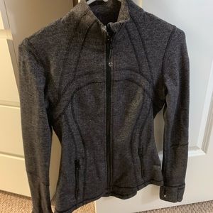 Lululemon Define Jacket size 6!